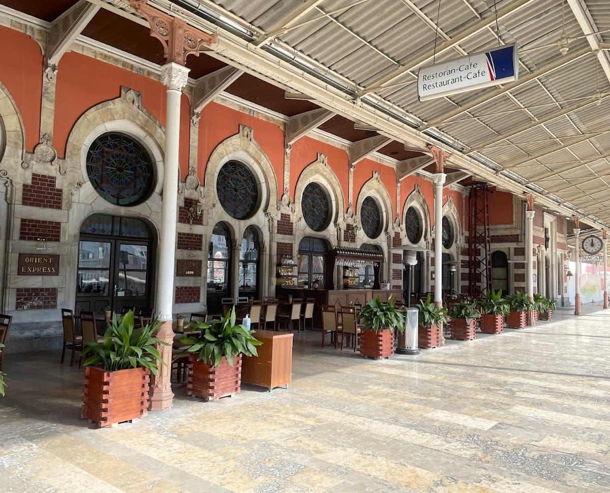 Железнодорожный вокзал Сиркеджи